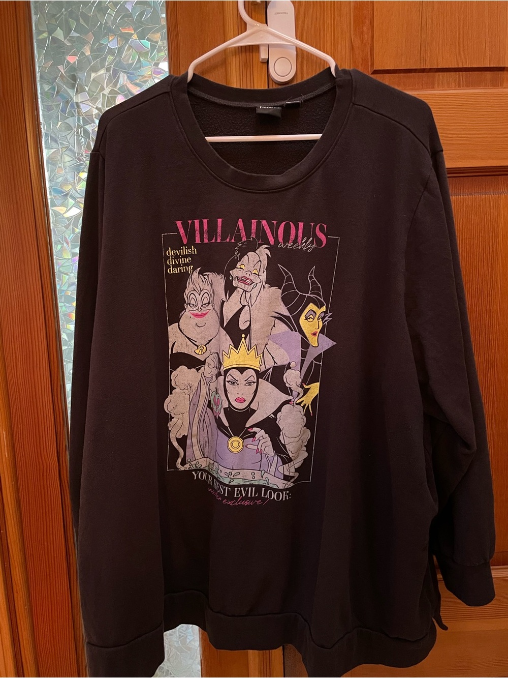 Disney Villains sweatshirt 26/28